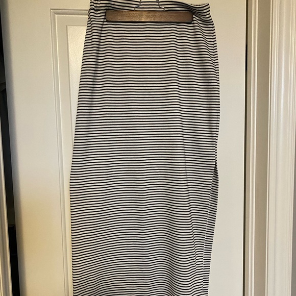 Jacob Long Stripped Skirt. Size Small. - Picture 3 of 4